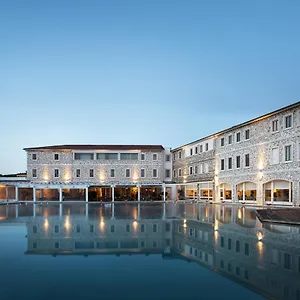 Terme Di Natural & Golf - The Leading Of The World 5* Saturnia